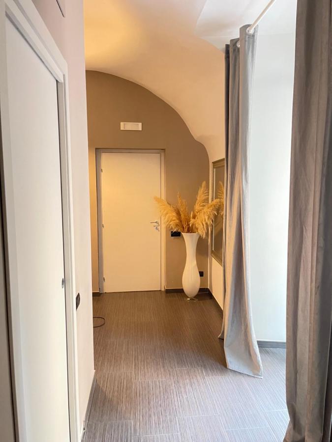 Plebiscito Home Napoli Bagian luar foto