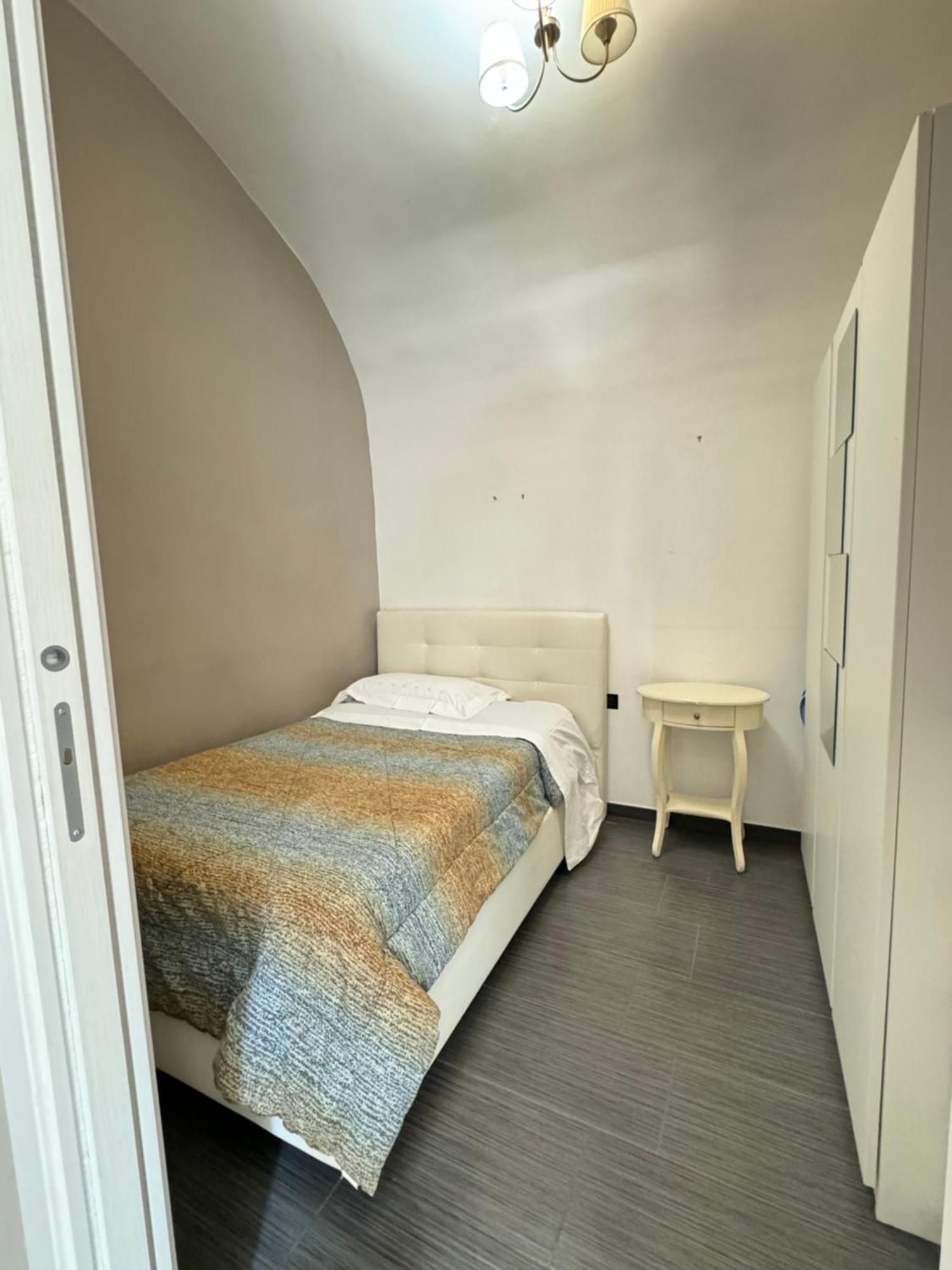 Plebiscito Home Napoli Bagian luar foto